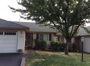 754 Hilldale Ave, Medford, OR 97504