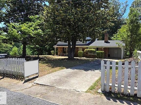 2nd image of 2420 Ridge Rd