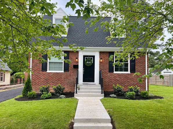 (undisclosed Address), Fredericksburg, VA 22401