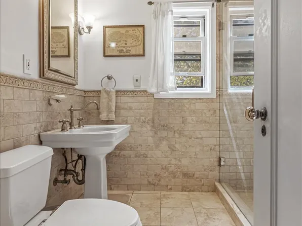 23 Whitson Street image 22 of 40