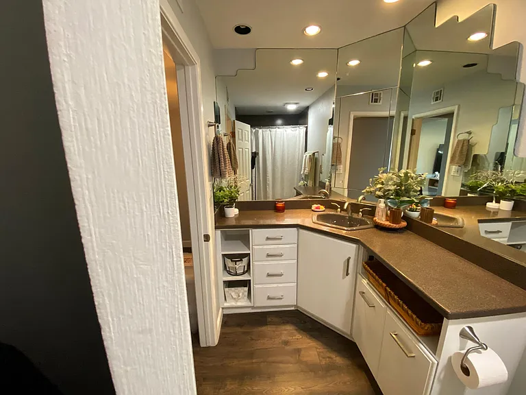 605 E La Jolla Dr — Photo 18