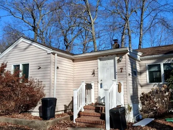 7 Pine St, Jefferson Twp., NJ 07849