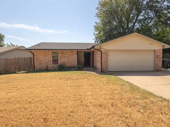 214 Shadybrook Pl, Midwest City, OK 73110