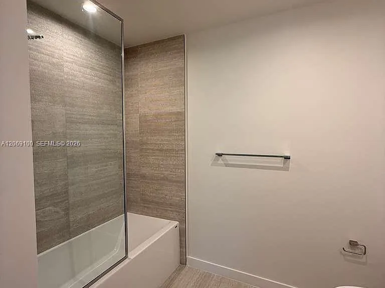 1611 SW 2nd Ave #610 — Photo 6