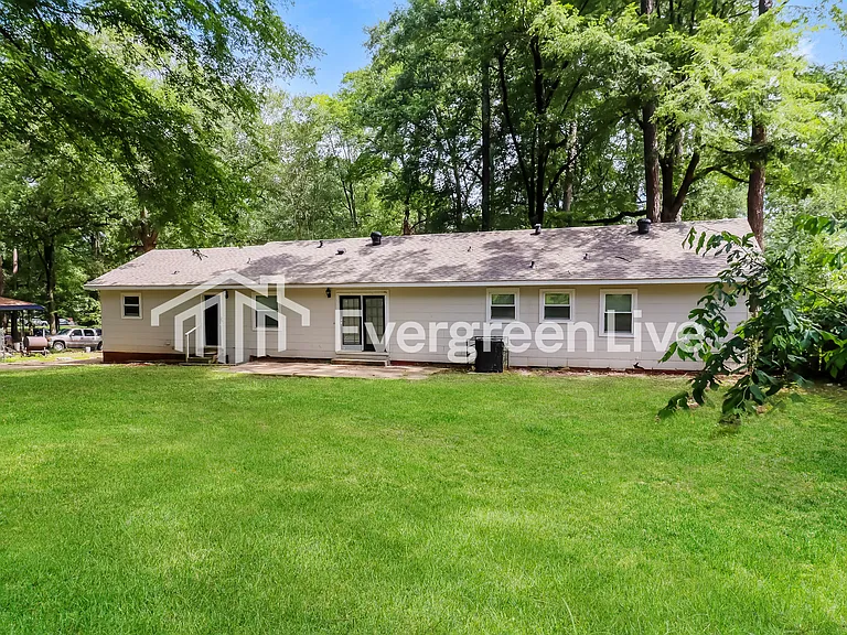 341 Forest Ave — Photo 15