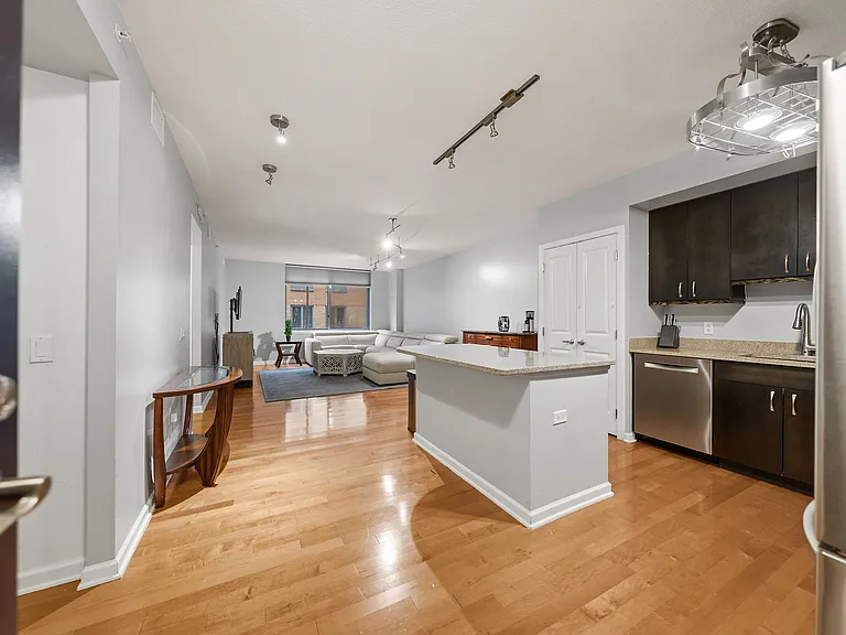 440 L St NW #407 — Photo 4