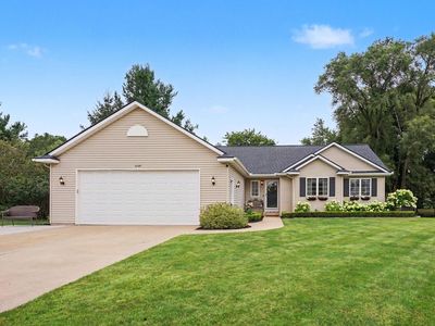 10327 Sara Mae Dr, Zeeland, MI, 49464