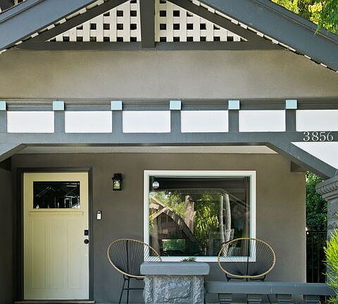 2nd image of 3858 S Hobart Blvd