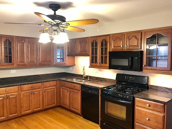 2nd image of 8541 W Bryn Mawr Ave APT 3N