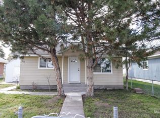 742 Oriental Ave, Burley, ID 83318