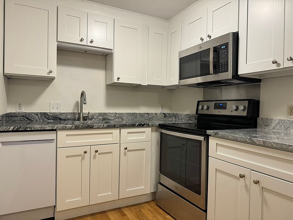 1st image of 802 Willard St Unit E2