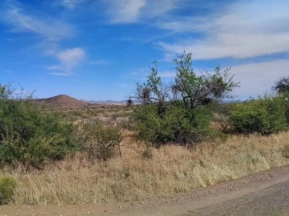 20973 E BUTTERFIELD Road #1365, Mayer, AZ 86333
