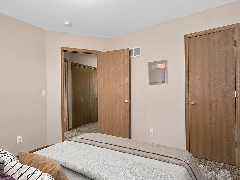 1304 Crosswinds Ct #1 — Photo 16
