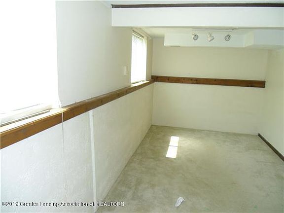 4th image of 1107 N Chimney Hill Dr