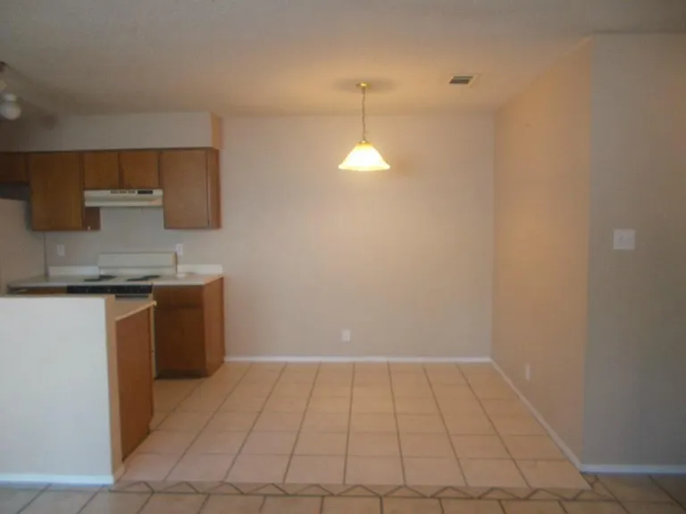 8710 Piney Point Dr #B — Photo 3