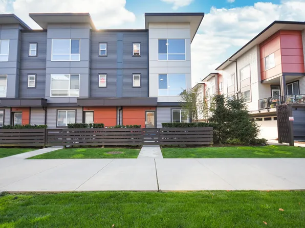 7288 188th St #28, Surrey, BC V4N 3G6
