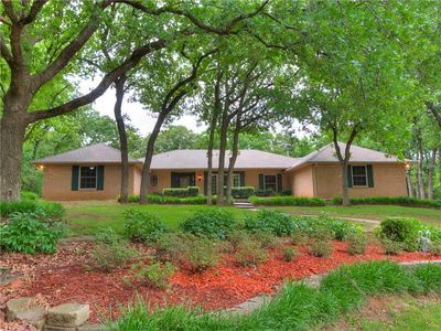 2221 Hummingbird Ln, Edmond, OK, 73034