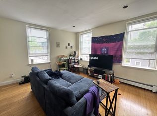 212 Maverick St APT 3F, Boston, MA 02128