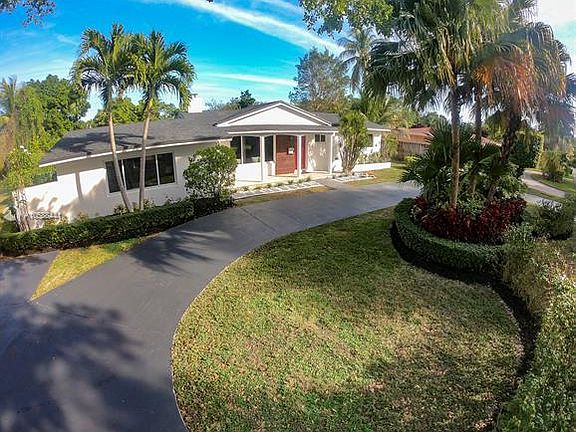 3rd image of 13105 SW 82nd Ct
