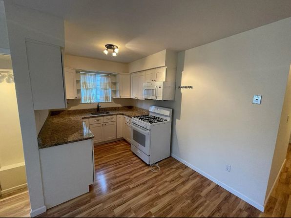 (undisclosed Address)