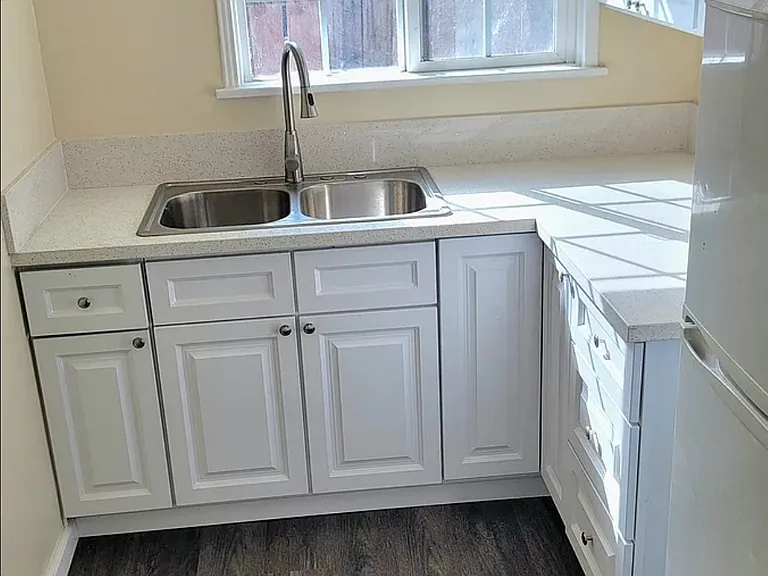 8130 Seville Ave — Photo 4