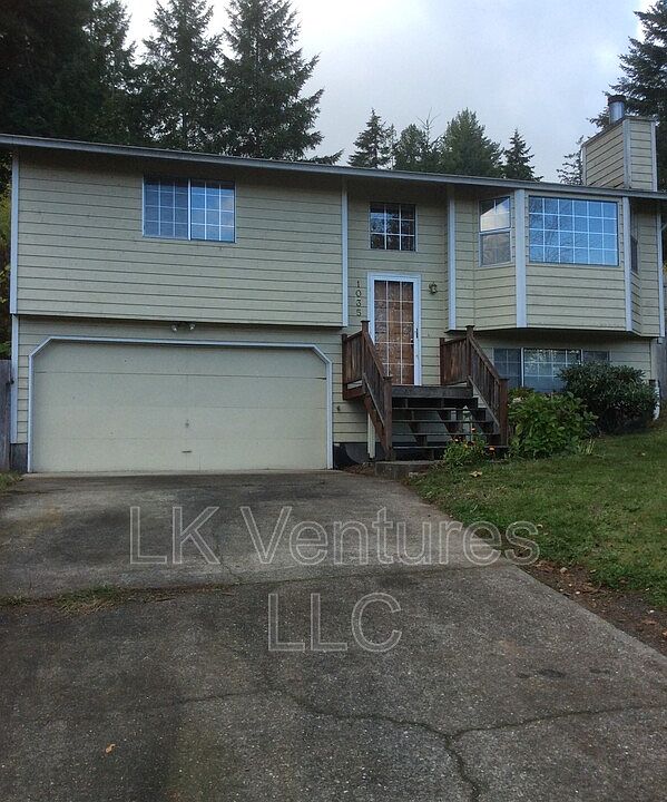 1st image of 1035 NE Lombard Ct