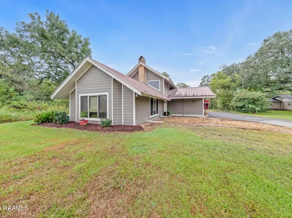 107 Woodrich Ln, Lafayette, LA 70507