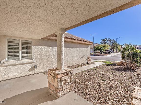 4th image of 213 Sea Bluff Dr