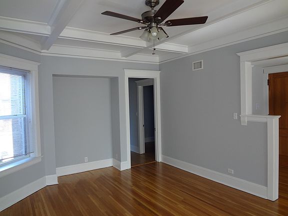 3rd image of 2712 N Mildred Ave #2