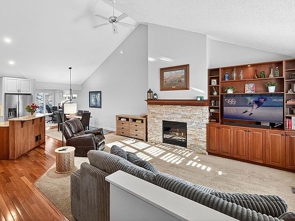 4th image of 8336 Suffolk Dr