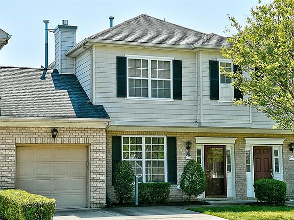 2nd image of 1461 Otterbourne Cir