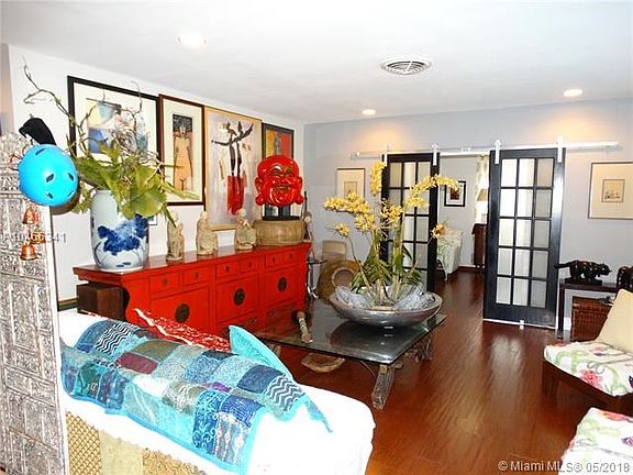 5th image of 6480 Sunset Dr