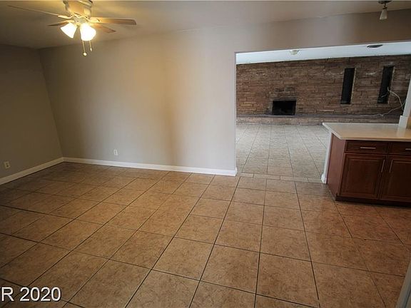 5th image of 5908 W Bartlett Ave