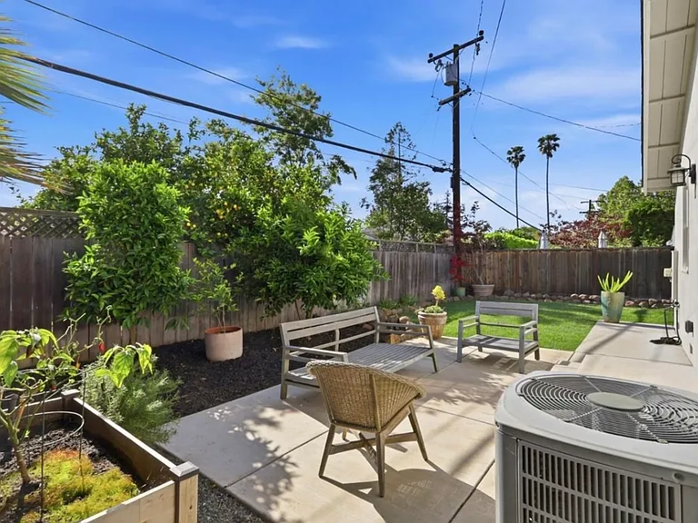 1791 Kirkland Ave — Photo 9