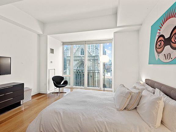 4th image of 408 E 79th St APT 7C
