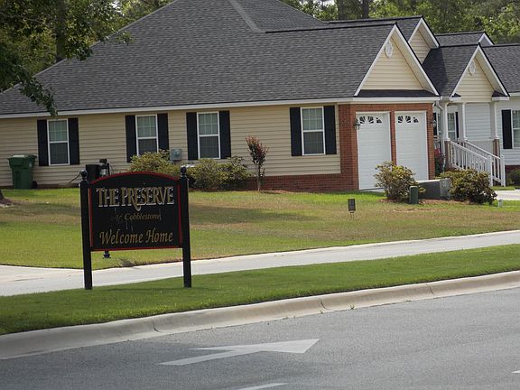 2nd image of 15 Cobblestone Blvd SE