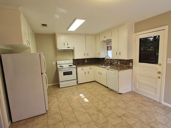 5th image of 4409 Geddes Ave