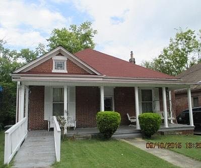 2nd image of 727 Mississippi Ave