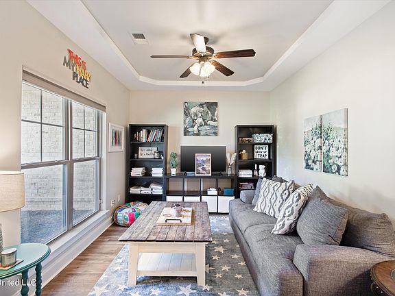 5th image of 5474 New Pointe Dr