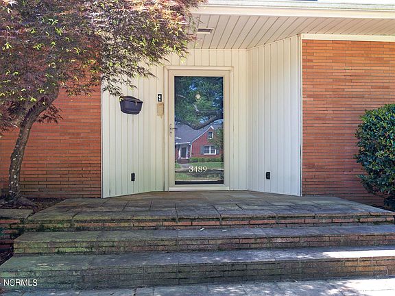 5th image of 3489 East Wilson Street