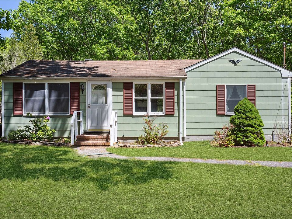 108 Washington Heights Avenue, Hampton Bays, NY 11946 Zillow