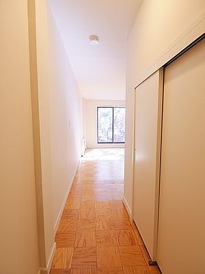 2nd image of 171 E 89th St APT 2B