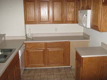2nd image of 29180 Philadelphia Dr