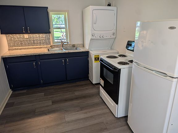 5th image of 421 West St #5