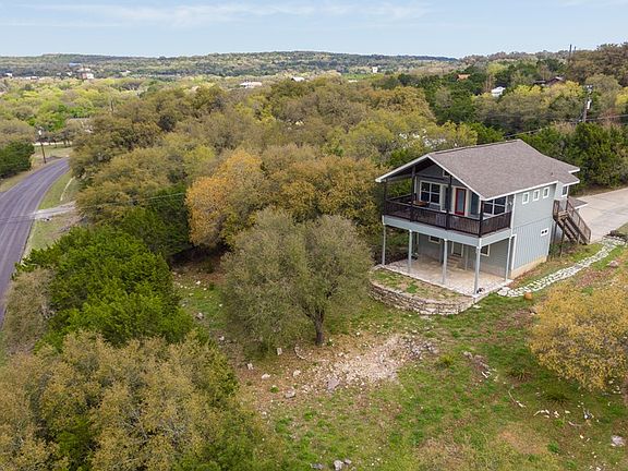 5th image of 700 Oakleaf Dr