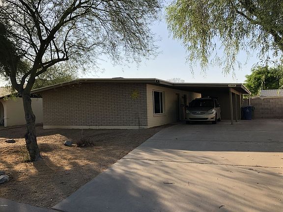 3rd image of 1972 E Cornell Dr