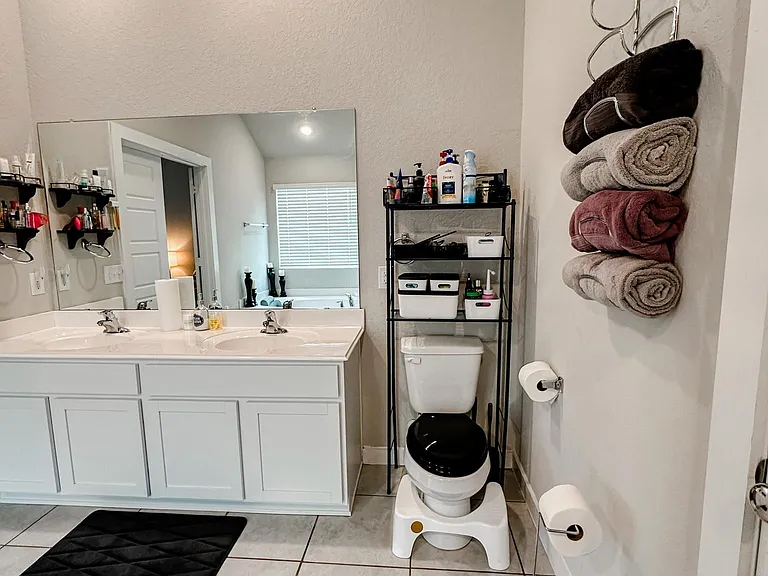 6818 Emerald Valley — Photo 25