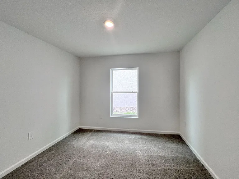 2240 Crown Rock Bluff Dr — Photo 16