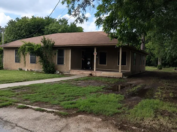 308 E Patterson St, Eastland, TX 76448