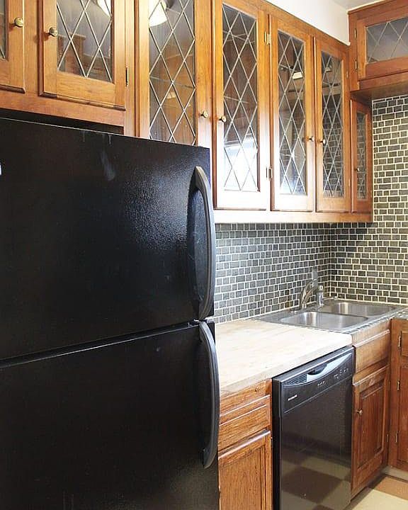 2nd image of 2580 Overlook Rd #3557025